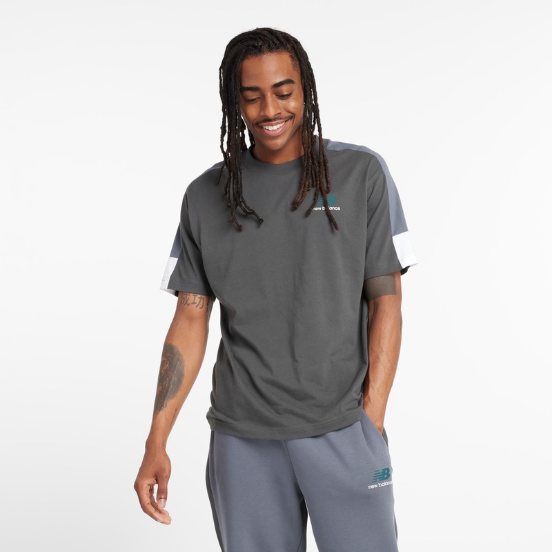 New Balance Men’s Classics Graphic T-Shirt