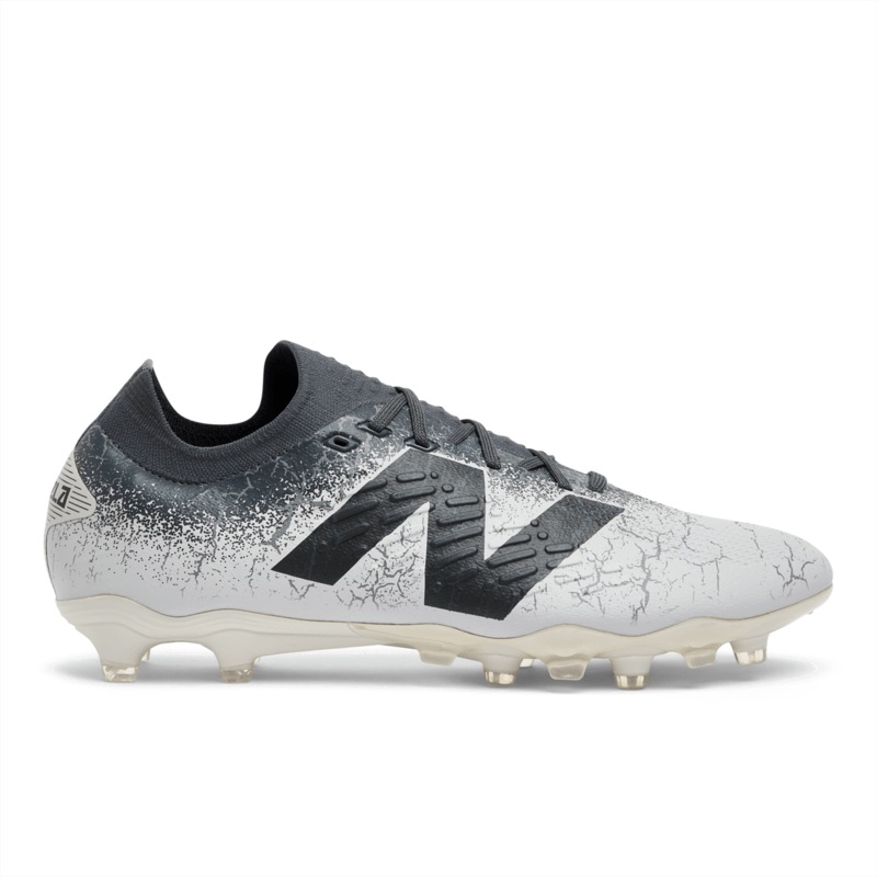 New Balance Men’s Tekela Pro Low Laced FG V4+ Soccer Cleat – ST1FLG45 (Wide)
