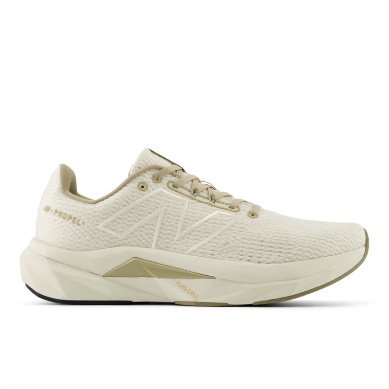 New Balance Men’s FuelCell Propel v5 Running Shoe – MFCPRHL5 (Wide)