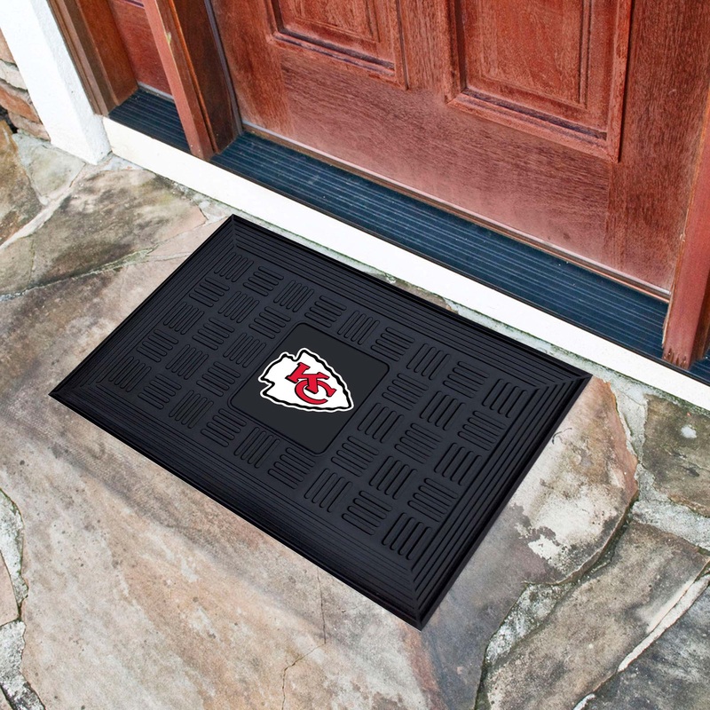 Fanmats Kansas City Chiefs Heavy Duty Vinyl Medallion Door Mat – 19.5 x 31