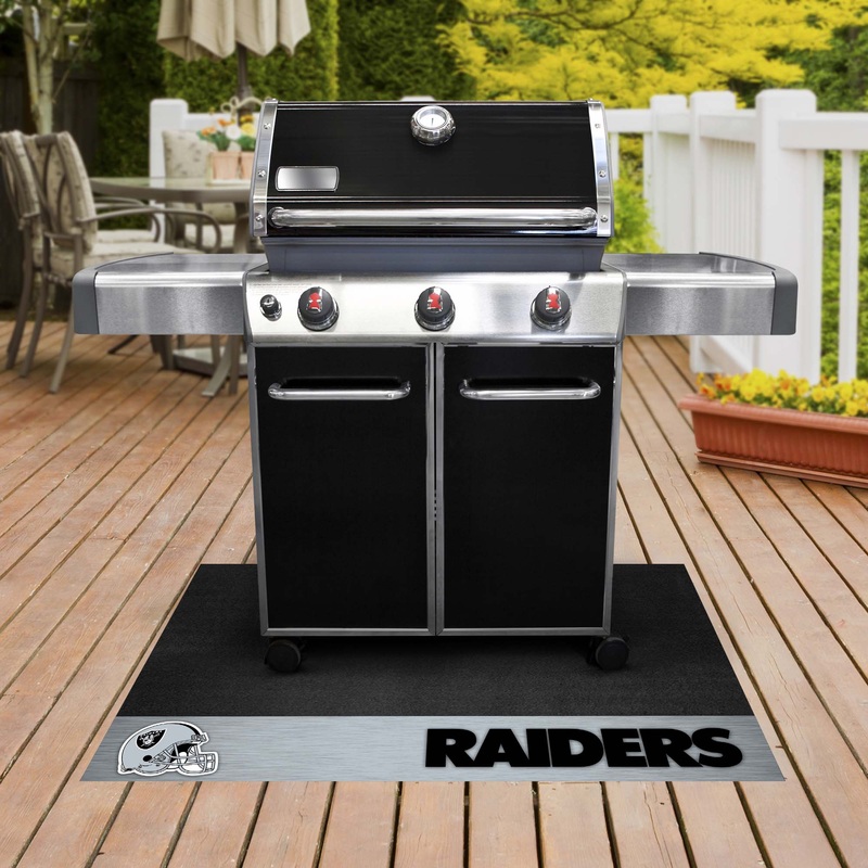 Fanmats Las Vegas Raiders Vinyl Grill Mat – 26 x 42