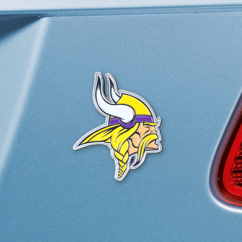 Fanmats Minnesota Vikings 3D Color Metal Emblem