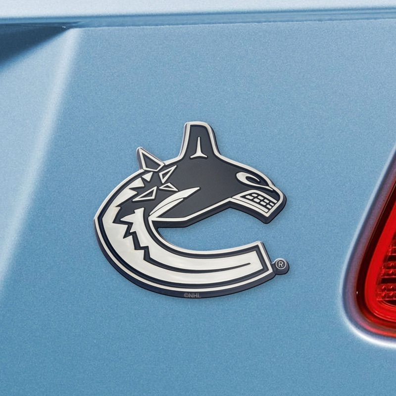 Fanmats Vancouver Canucks 3D Chrome Metal Emblem