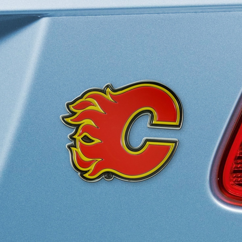 Fanmats Calgary Flames 3D Color Metal Emblem