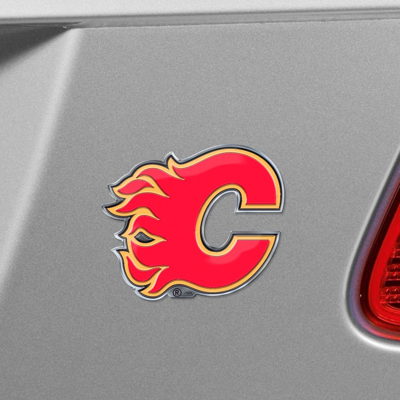 Fanmats Calgary Flames Heavy Duty Aluminum Embossed Color Emblem