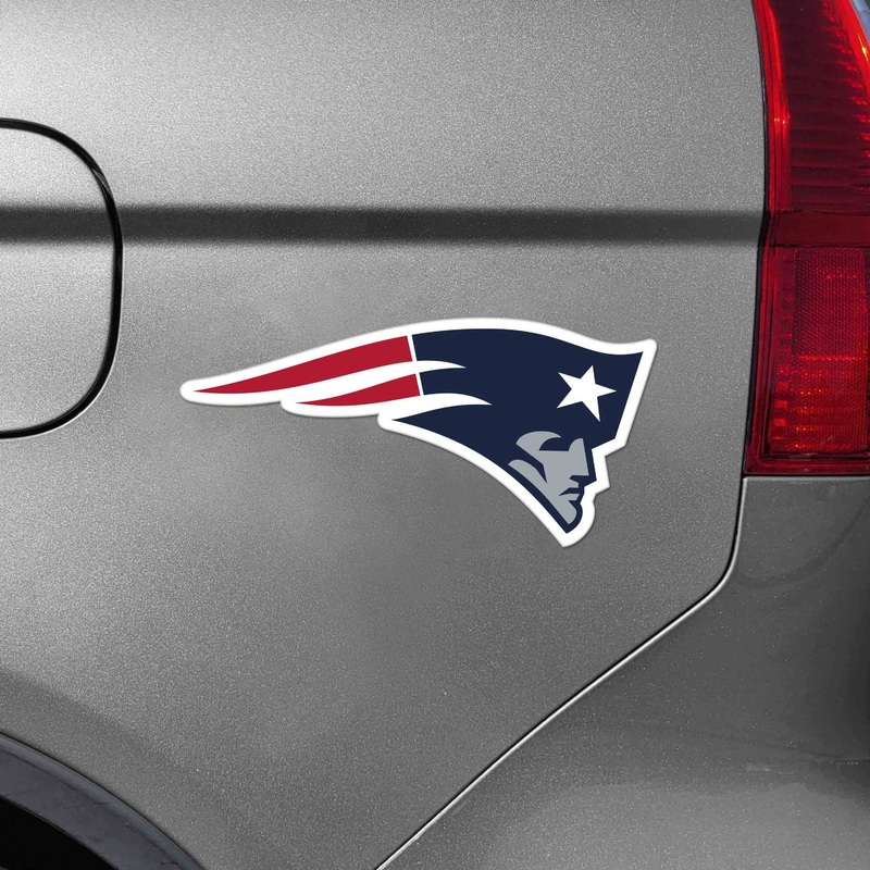 Fanmats New England Patriots Large Team Logo Magnet 8.7 x 8.3