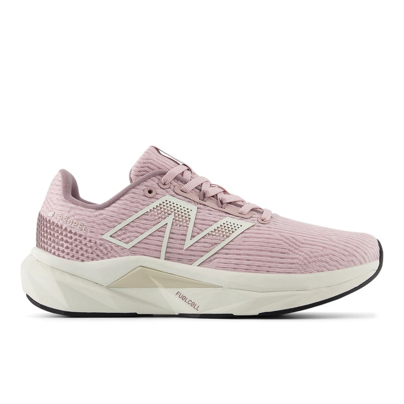 New Balance Women’s FuelCell Propel v5 Running Shoe – WFCPRCA5 (Wide)