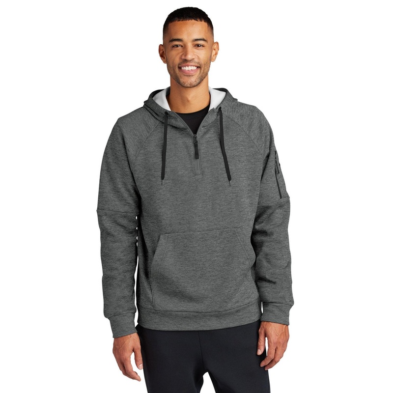 Nike Men’s Therma-FIT Pocket 1/4-Zip Fleece Hoodie NKFD9742