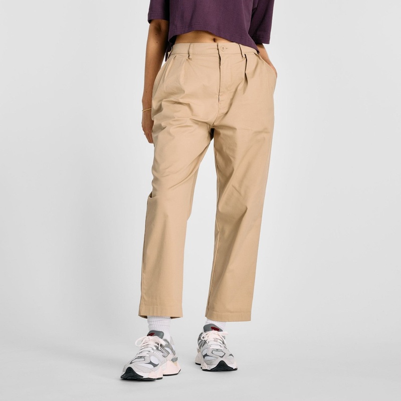 New Balance Women’s Boylston Twill Tapered Pant