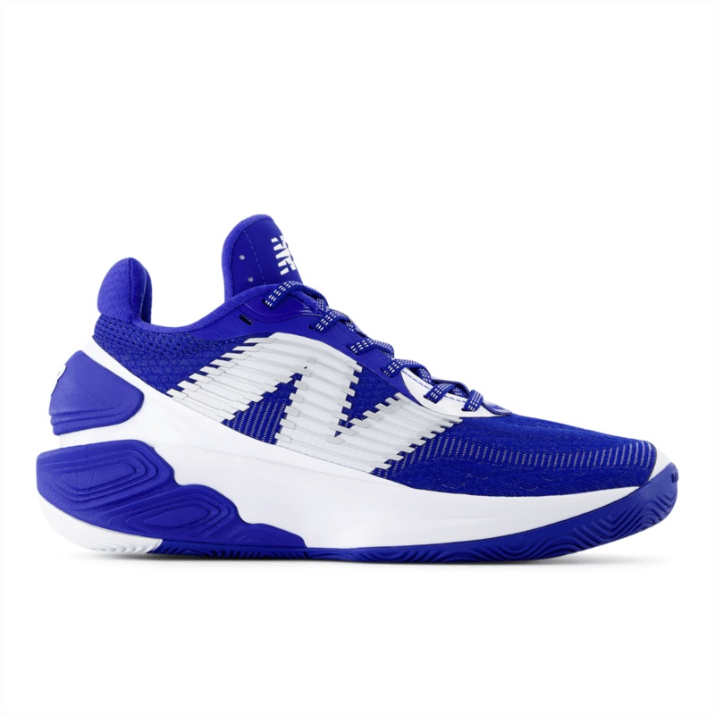 New Balance Men’s TWO WXY V5 Basketball Shoe – BB2WYTB5 (Wide)
