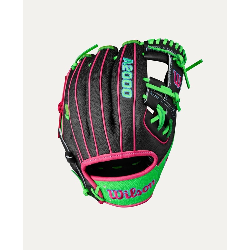 2025 Wilson A2000 Summer 1786SS 11.5 Infield Baseball Glove