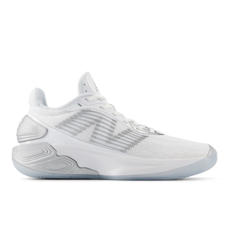 New Balance Men’s TWO WXY V5 Basketball Shoe – BB2WYRG5 (Wide)