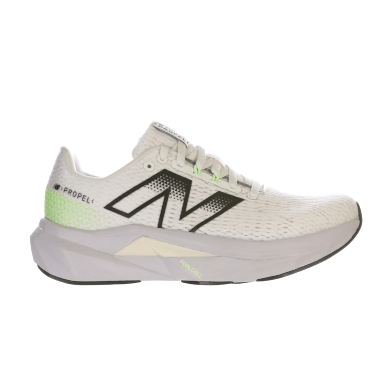 New Balance Women’s FuelCell Propelv5 Running Shoe – WFCPRCG5 (Wide)