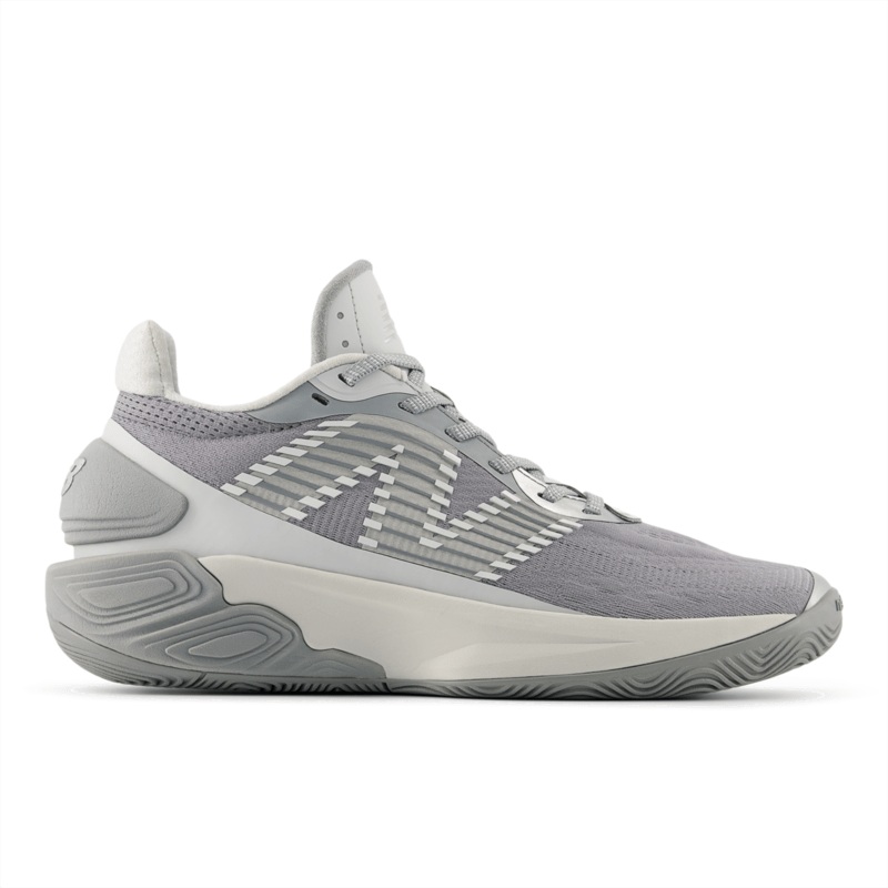 New Balance Men’s TWO WXY V5 Basketball Shoe – BB2WYGY5 (Wide)