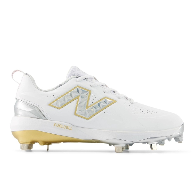 New Balance Women’s Fuse v5 Ring Season Softball Cleat