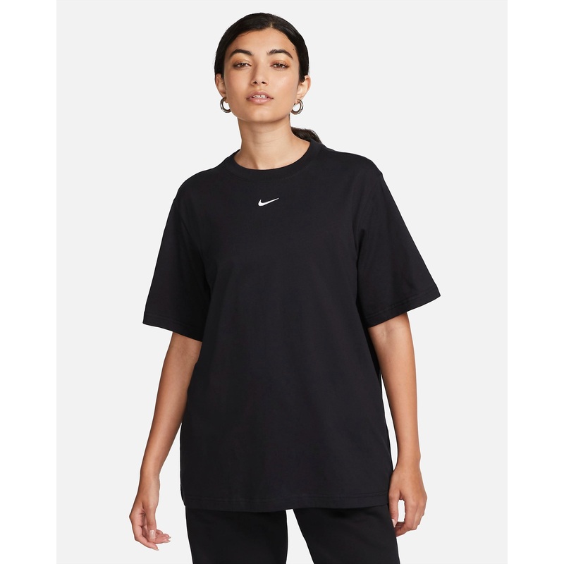 Sportswear Essential Women’s T-Shirt