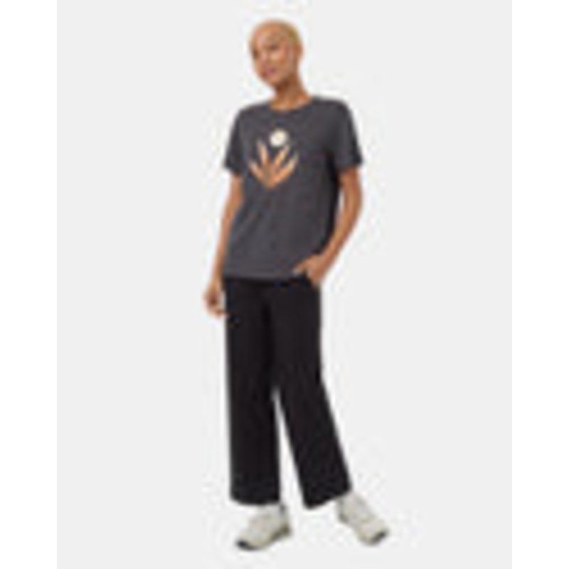 Artist Series Growth T-Shirt|GRAPHITE PECAN BROWN|MESA RED PECAN BROWN|S|M|L|XL