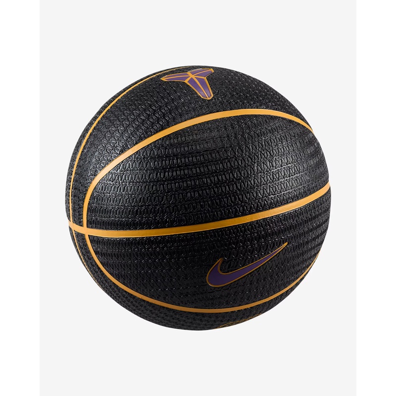Nike Kobe Playground 8P Basketball