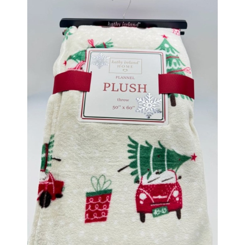 HOLIDAY FLEECE BLANKETS|WHITE TRUCKS|RED PENGUINS|WHITE REINDEER|RED SNOWFLAKES|WHITE BOWS|WHITE WINTER CRITTERS
