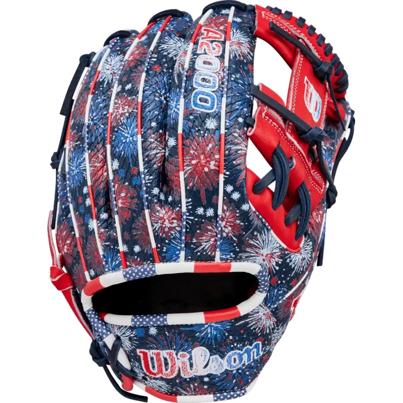 Wilson A2000 1975SS 11.75 Infield Glove July 2025 GOTM WBW1042171175 – Stars & Stripes