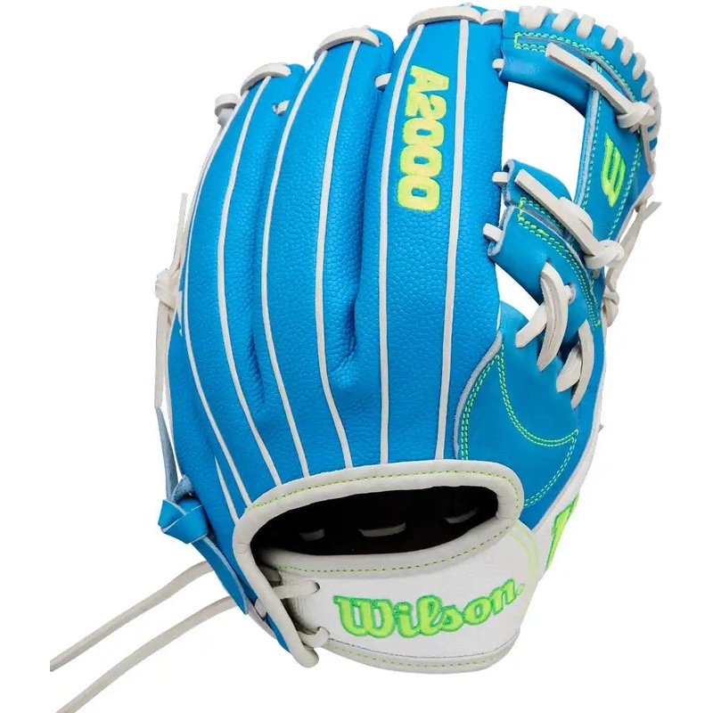Wilson A2000 Fall 2025 H12SS 12.00 Fastpitch Glove  WBW10348612  – Sky Blue White