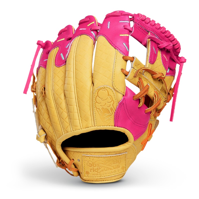 strawberry | ice cream glove|11.5″|11.75″|12″|12.5″|12.75″|i-web|h-web|Two Piece|Mod Trap|RHT (Right Hand Thrower)|LHT (Left Hand Thrower)