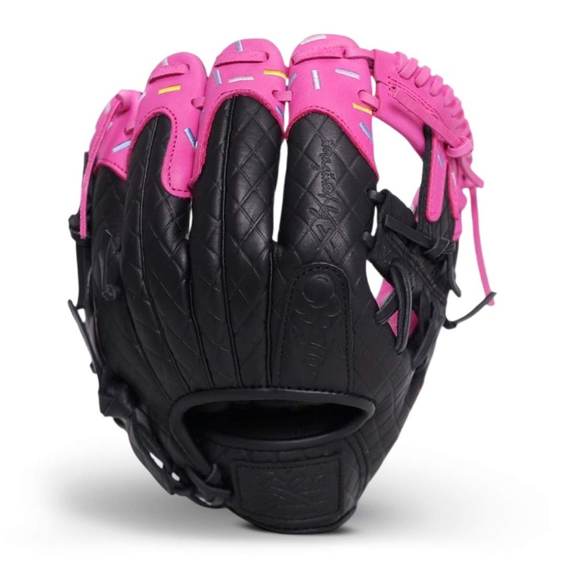 youth ice cream glove | strawberry blackout