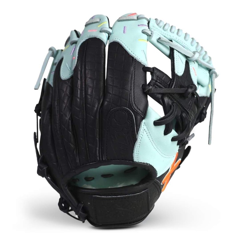 mint blackout | ice cream glove