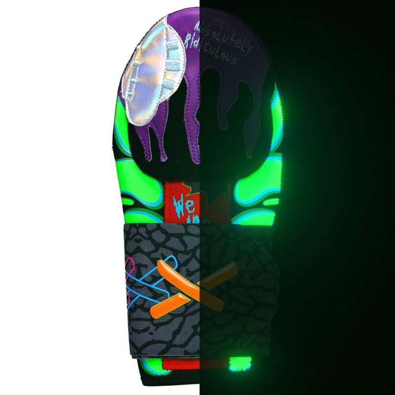 out of this world sliding mitt