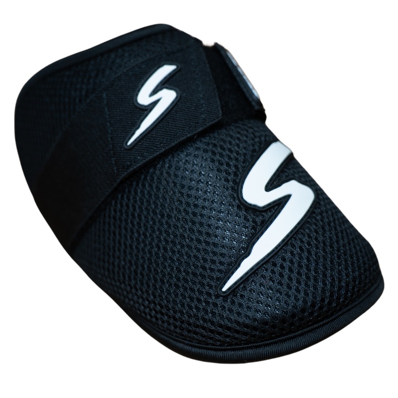 STINGER Select Elbow Guard – BLACK