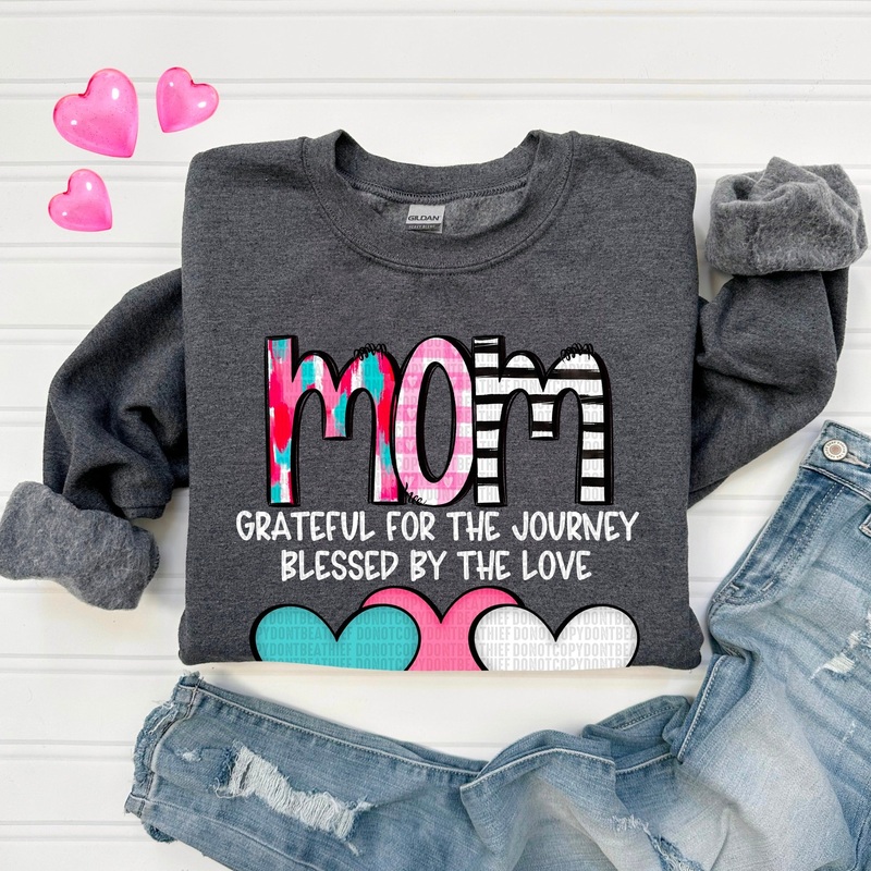 MOM BLESSED BY THE LOVE|Black|White|Hearts|No Hearts