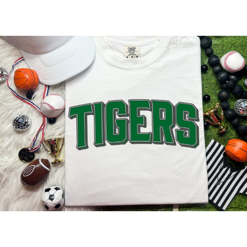 VINTAGE MASCOT TIGERS GREEN|Pocket 4″(4.00in x 1.54in)|Infant 6″(6.00in x 2.30in)|Toddler 7″(7.00in x 2.69in)|Youth 8.5″(8.50in x 3.26in)|Adult 11″(11.00in x 4.22in)|Adult 12″(12.00in x 4.61in)