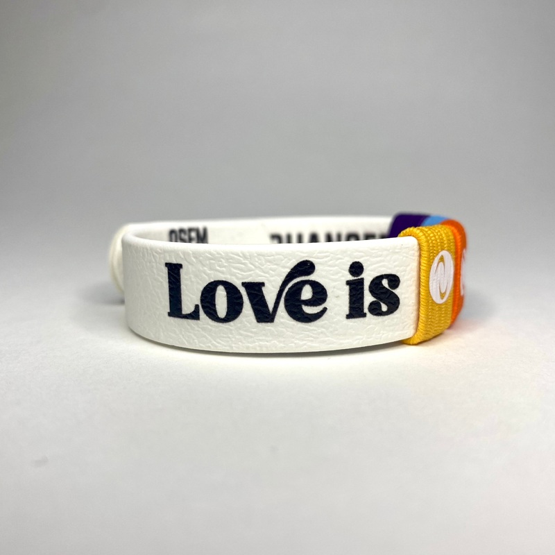 AU x CHANGED BY THE GAME Love is Wristband